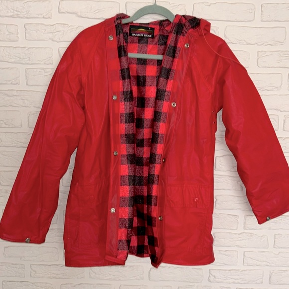 Rainbow bridge red raincoat with black red checkered lining size small women’s - Picture 1 of 3
